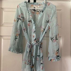 Jessica Simpson Medium Maternity Shirt